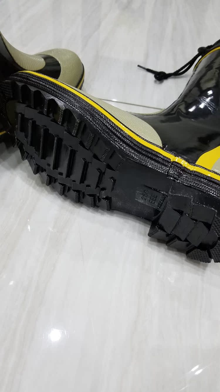 Giày cao su nam chống thấm nước cao su giày cao su - Rainshoes ủng bảo vệ giày