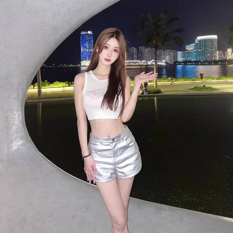 Silver High-Waisted Hip-Hugging Slimming Pu Leather Shorts for Women 2026 Spring/Summer New Style Sexy Pure Desire Sweet Spicy Girl Korean Style ins