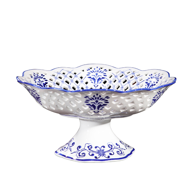 New Chinese style household furnishing articles manually blue and white porcelain of jingdezhen ceramics high fruit bowl sitting room tea table decorations