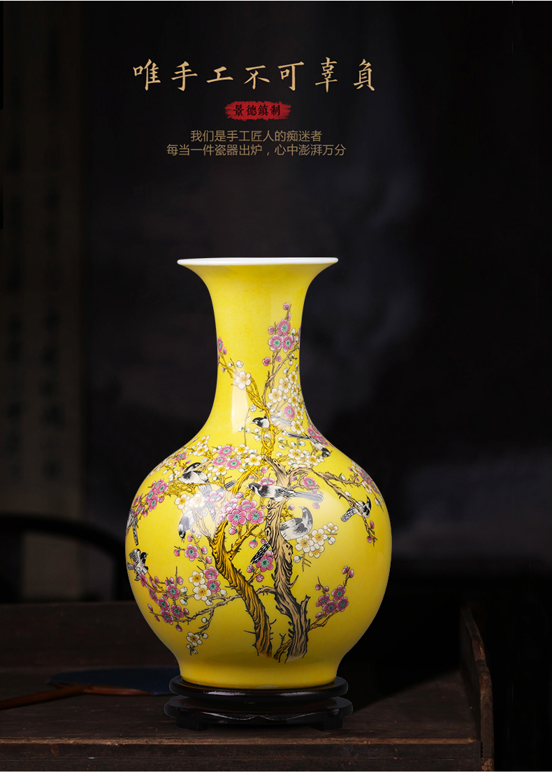 Jingdezhen ceramics vase furnishing articles yellow the design of the sitting room TV ark adornment of Chinese style household porcelain arranging flowers