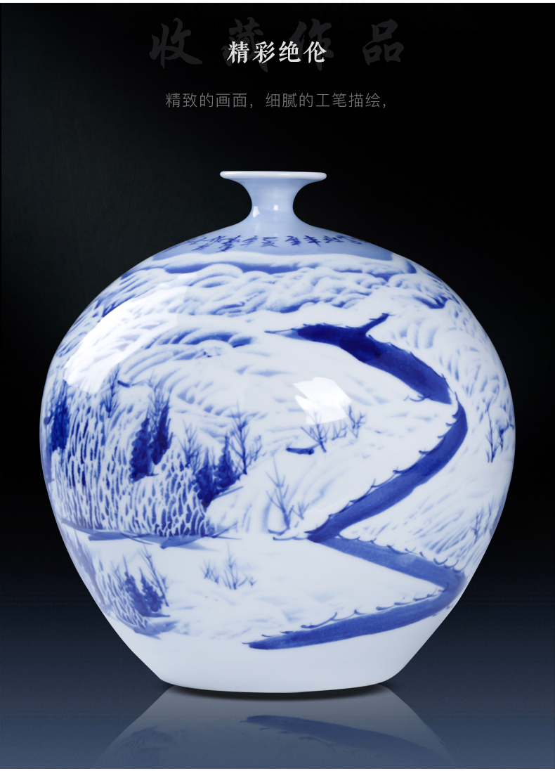 Jingdezhen ceramics manual hand - made snow bumper harvest of blue and white porcelain vase pomegranate bottles of sitting room adornment is placed