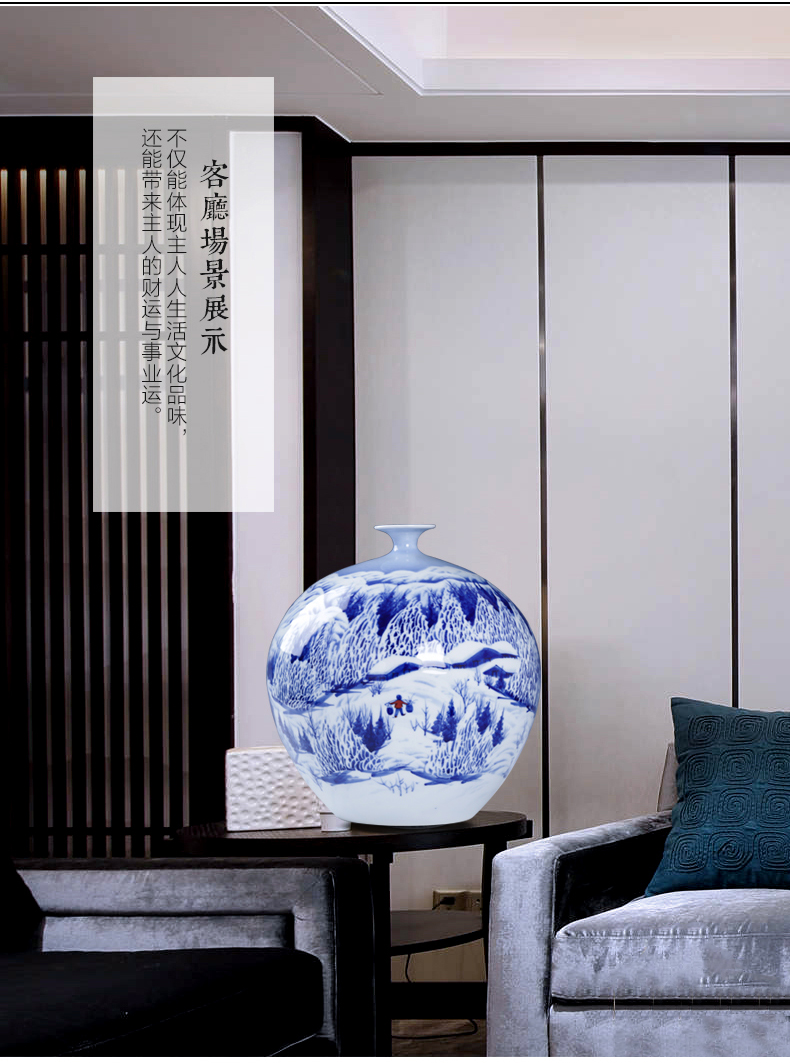 Jingdezhen ceramics manual hand - made snow bumper harvest of blue and white porcelain vase pomegranate bottles of sitting room adornment is placed