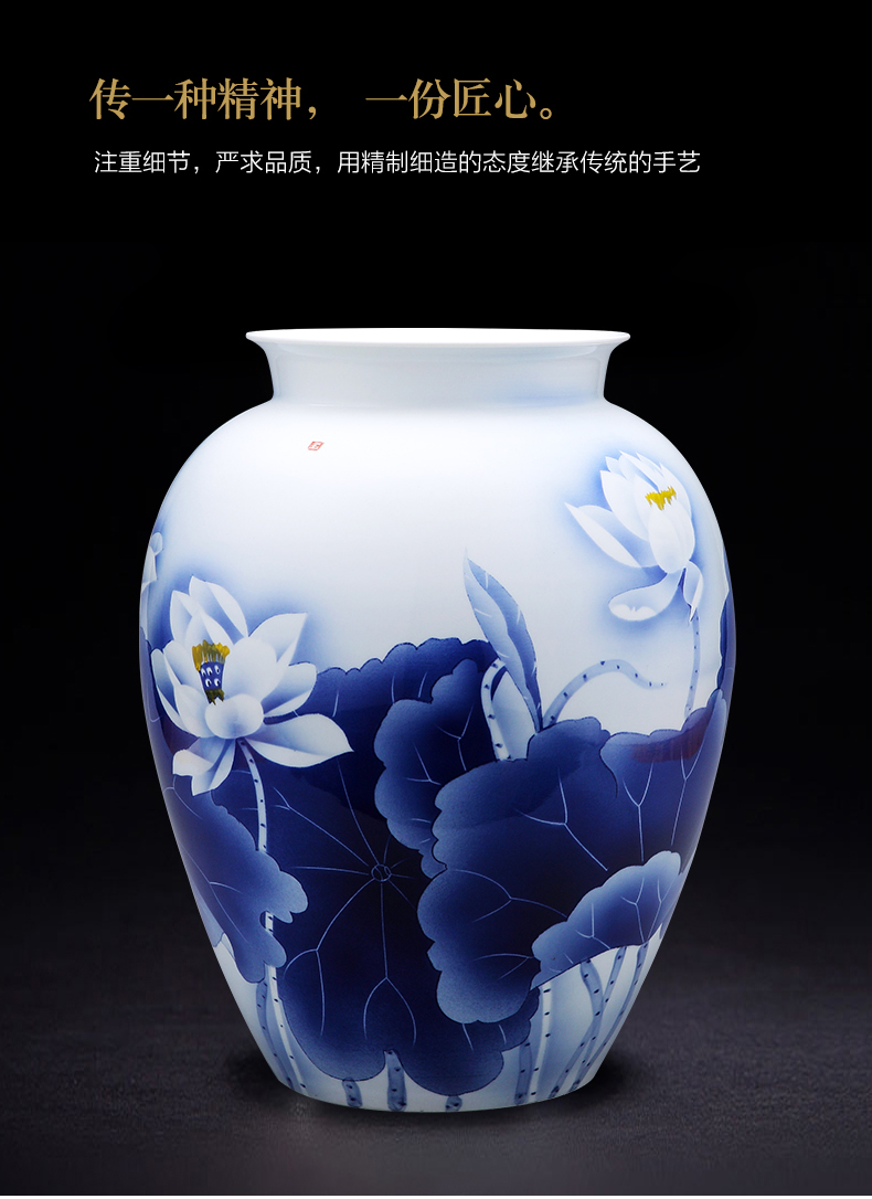 Blue and white porcelain vase hand - made porcelain of jingdezhen ceramics creative modern Chinese style household adornment flower arranging living room