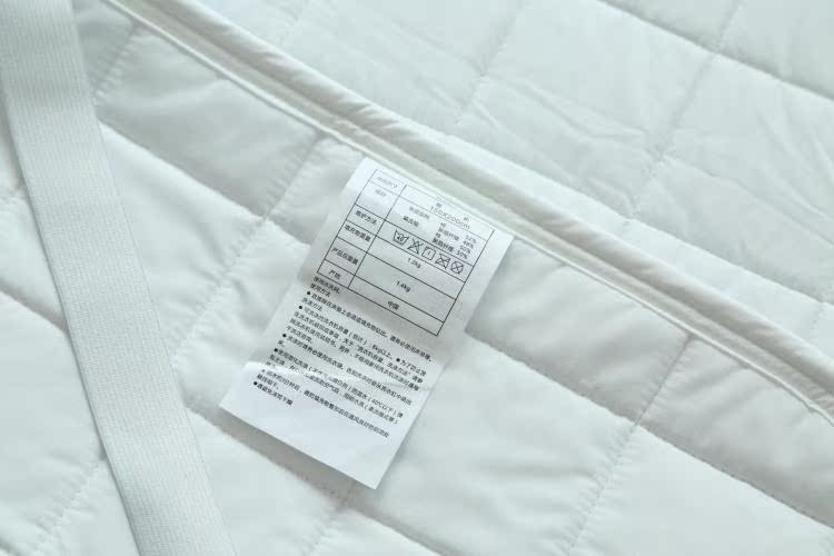 Nệm nệm bằng sợi polyester kiểu Nhật Bản đệm trắng 1,5 / 1,8 m cotton hai trong một - Nệm đệm everon chính hãng