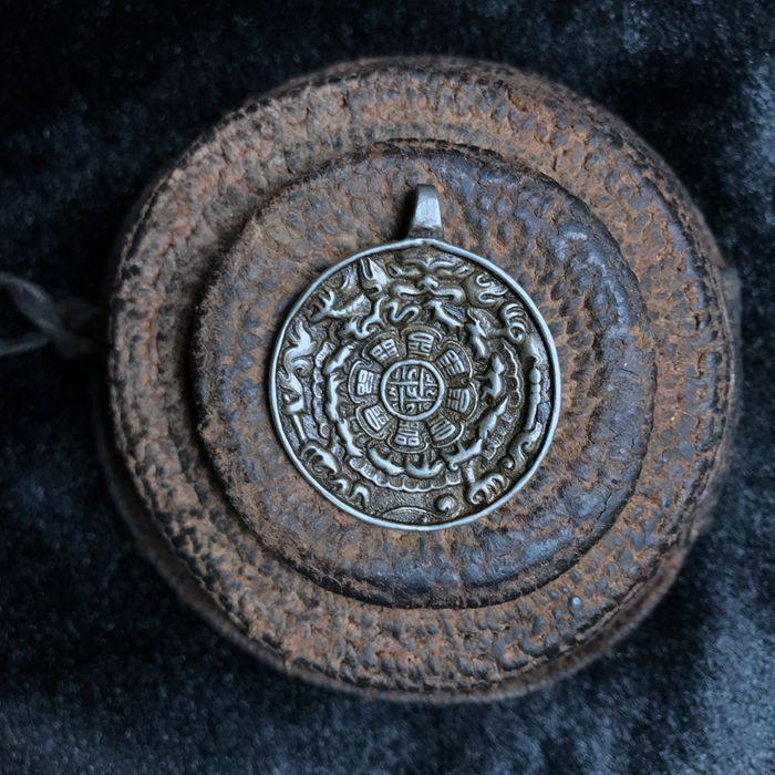 Tibetan portable nine palace gossip brand waist card can hang bag