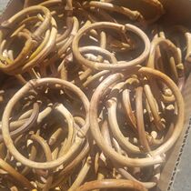 96 Tibet authentic Shannan chicken blood Vine Vine rattan bracelet bracelet green vine finished Yin Vine section currency random basic 56 thick