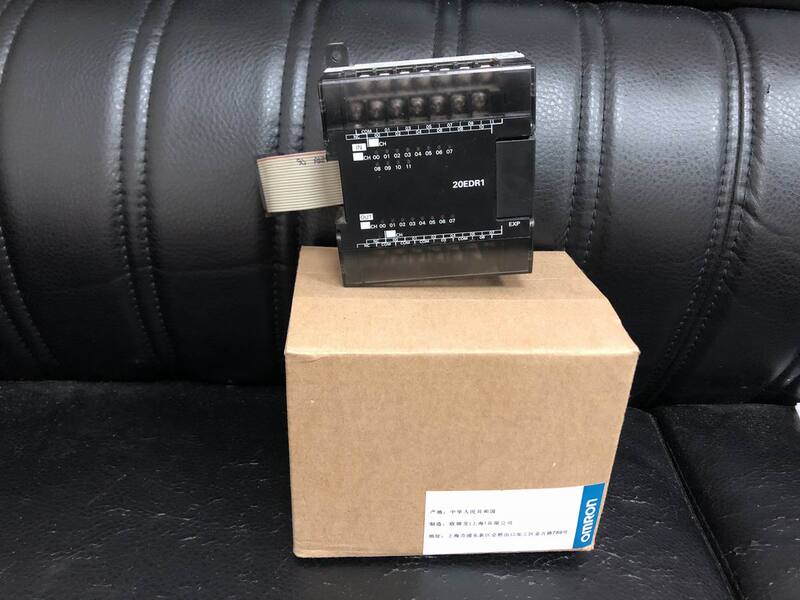 Omron Plc Cpm1A-8Er Ts001 101 Cp1W-20Edr1 Da041 Mad01 02-Ch