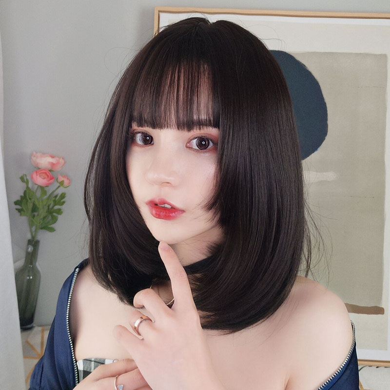 Wig woman short hair natural realistic medium long hair net red short curly hair repair round face styling temperament wig sleeve lock bone hair