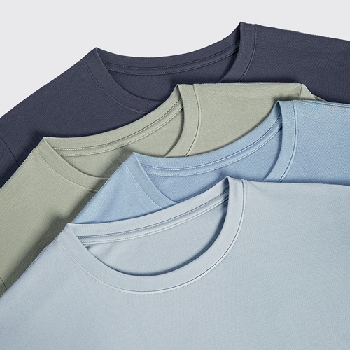 Белая цветная приятная телу весенняя летняя футболка с коротким рукавом