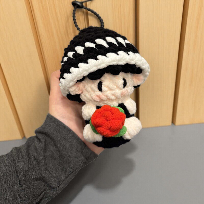 Finished Product: Ten勤天 Dolls, Hand-Knitted, Concert Merchandise, Keychains, Creative Gifts Finished Product: Ten勤天 Dolls, Hand-Knitted, Concert Merchandise, Keychains, Creative Gifts