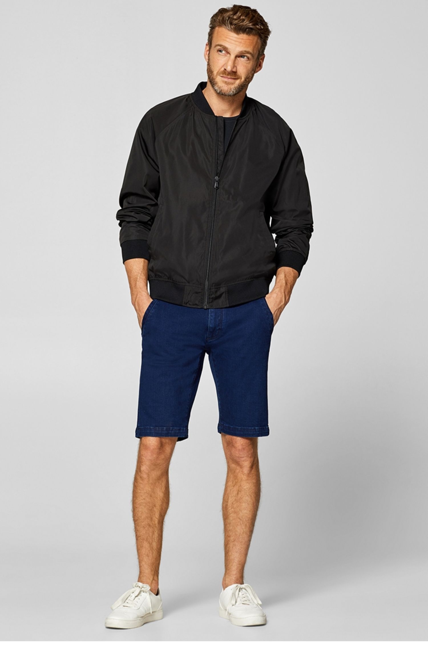 Quần jean nam ESPRIT thủy triều đơn giản cotton đạn thẳng quần short nam mùa hè mới 039EE2C006 - Quần jean quần jean nam levis