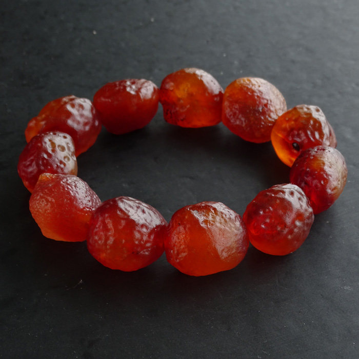 Water jade ice rink Large natural red Manau raw stone hand-made of Allah Shane seed Manau men and women in kind