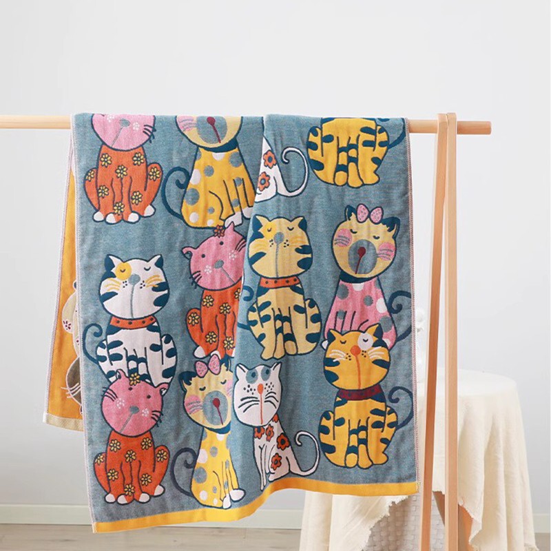 Four-Layer Gauze Bath Towel for Home Use, Pure Cotton, Absorbent, Quick-Drying, Not Easy to Shed, Suitable for Men, Women, and Children, Summer Cartoon Large Wrap Towel