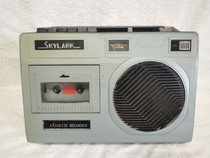 Early production of SKYLARK export tape tape tape recorder listening to nostalgia used old-hand style