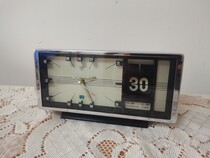 Maintenance of automatic diamond alarm clock machinery alarm clock nostalgia old flying pigeon North Star