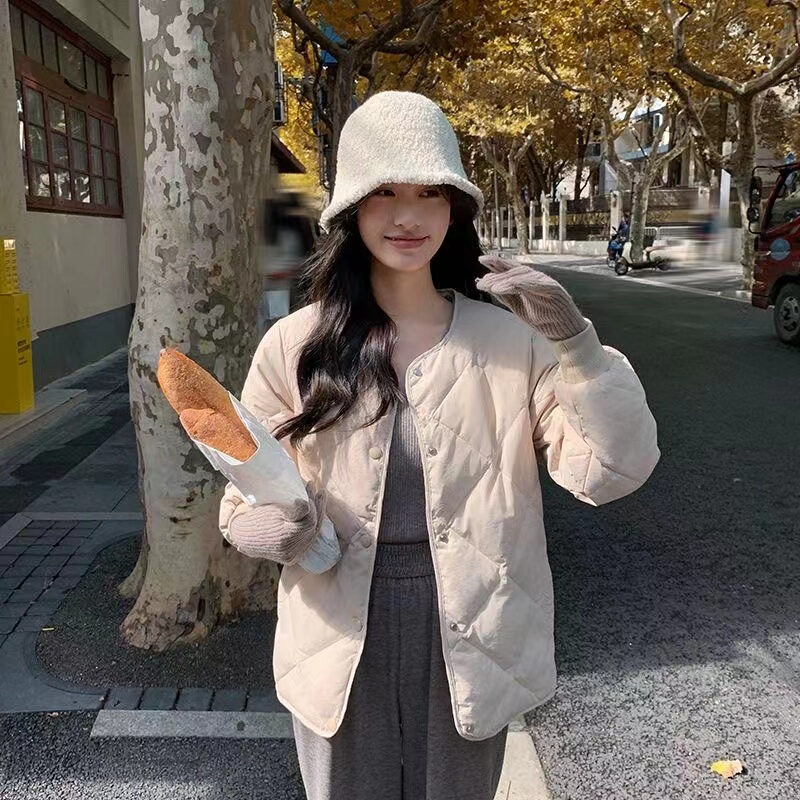 Diamond-Patterned Collarless Lightweight Short down Cotton Jacket for Women, 2025 Autumn and Winter New Style, Loose and Warm Coat for Petite Figures
