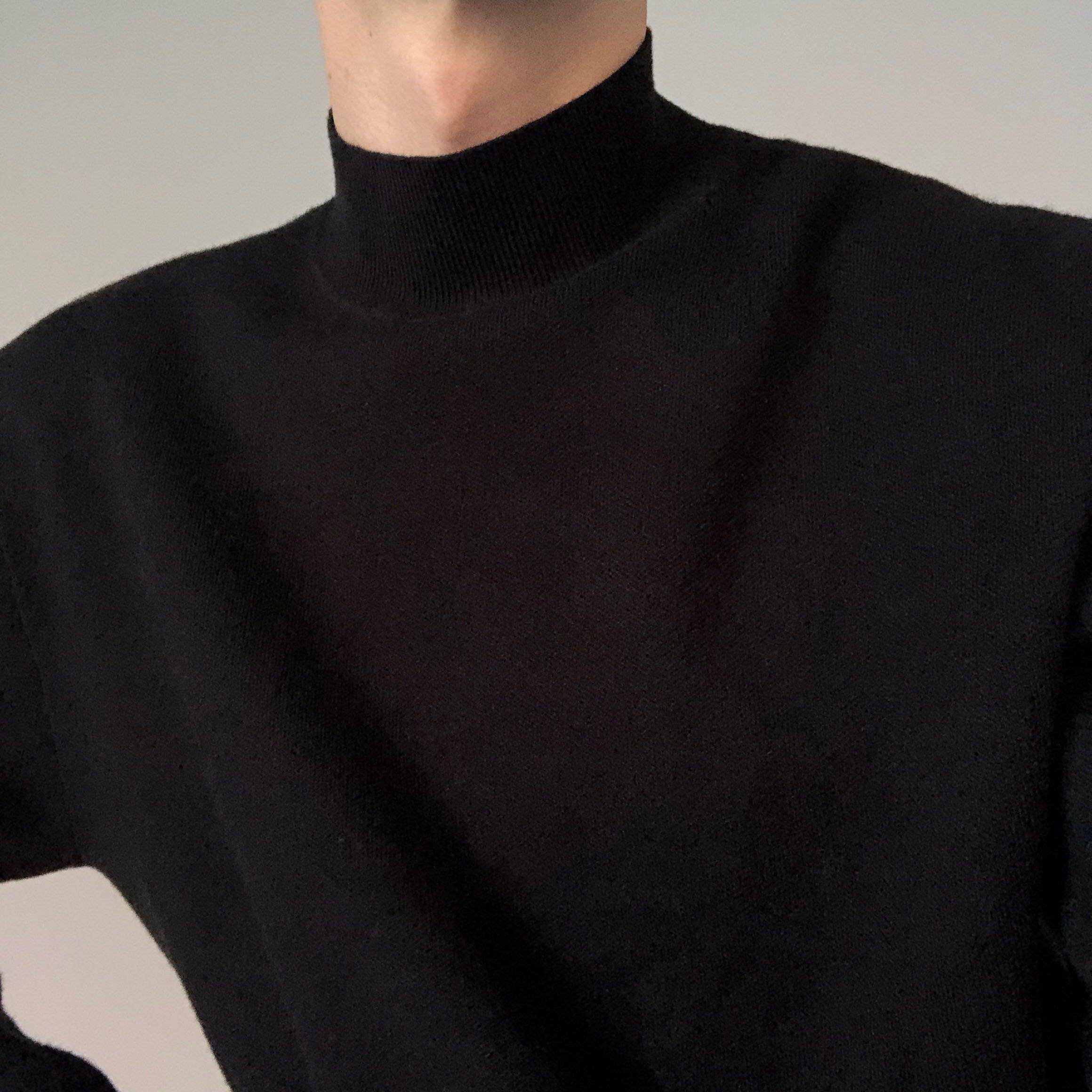 A half-turtleneck rabbit velvet sweater base Wild King can match all your clothes