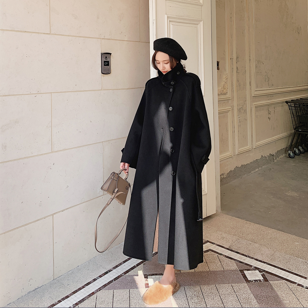 The new Heben wind in autumn and winter 2022 thickened knee wool clothes