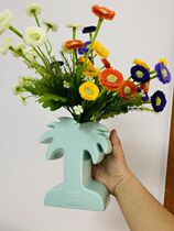 STUSSY PALM CERAMIC VASE STUSSY PALM CERAMIC VASE