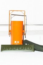 Spot KUUMBA x undefeated Co-brand incense burner Orange