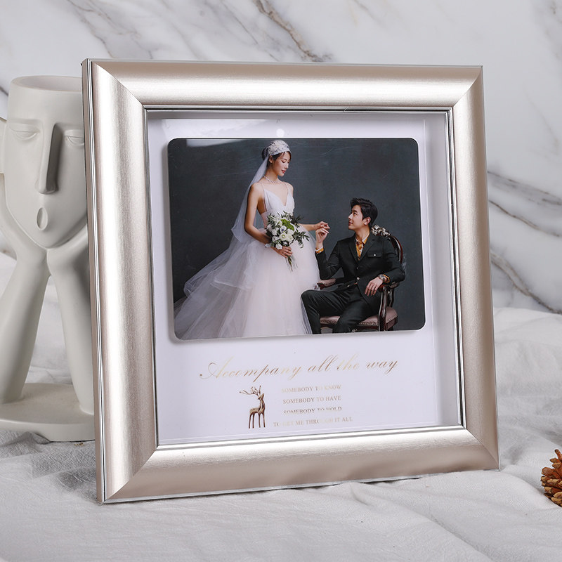Flushing and sending photos to be made into wedding photo photo frame Swaying Desk Custom Table Swing Upscale Photo Gallery Wedding and Wedding Pendulum production