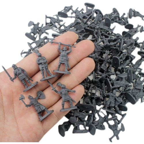 200 древних солдат сражаются