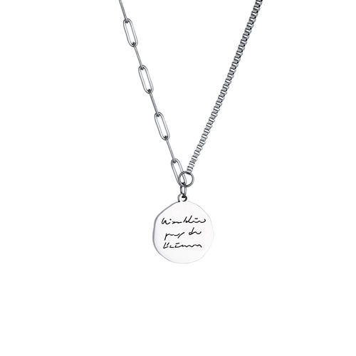 Небольшая дизайнерская металлическая брендовая подвеска, аксессуар в стиле хип-хоп, тренд сезона, популярно в интернете