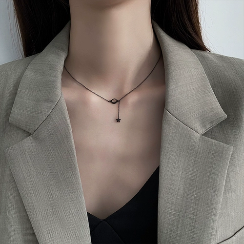 85 оттенков серого Минималистское ожерелье «Планета» Женский нишевый дизайн Цепочка на ключицы Персонализированный крутой стиль Универсальная цепочка на шею 𫔀Аксессуары