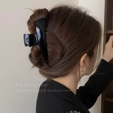 Небольшая дизайнерская акриловая большая заколка для волос, заколка-крабик, универсальная акула, тренд сезона, Южная Корея, простой и элегантный дизайн