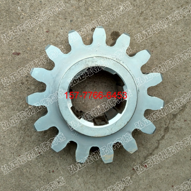 Construction elevator accessories Drive gear 15 teeth Phi 135 * Tooth thickness 45 Shaft height L52 20 Chromium molybdenum titanium