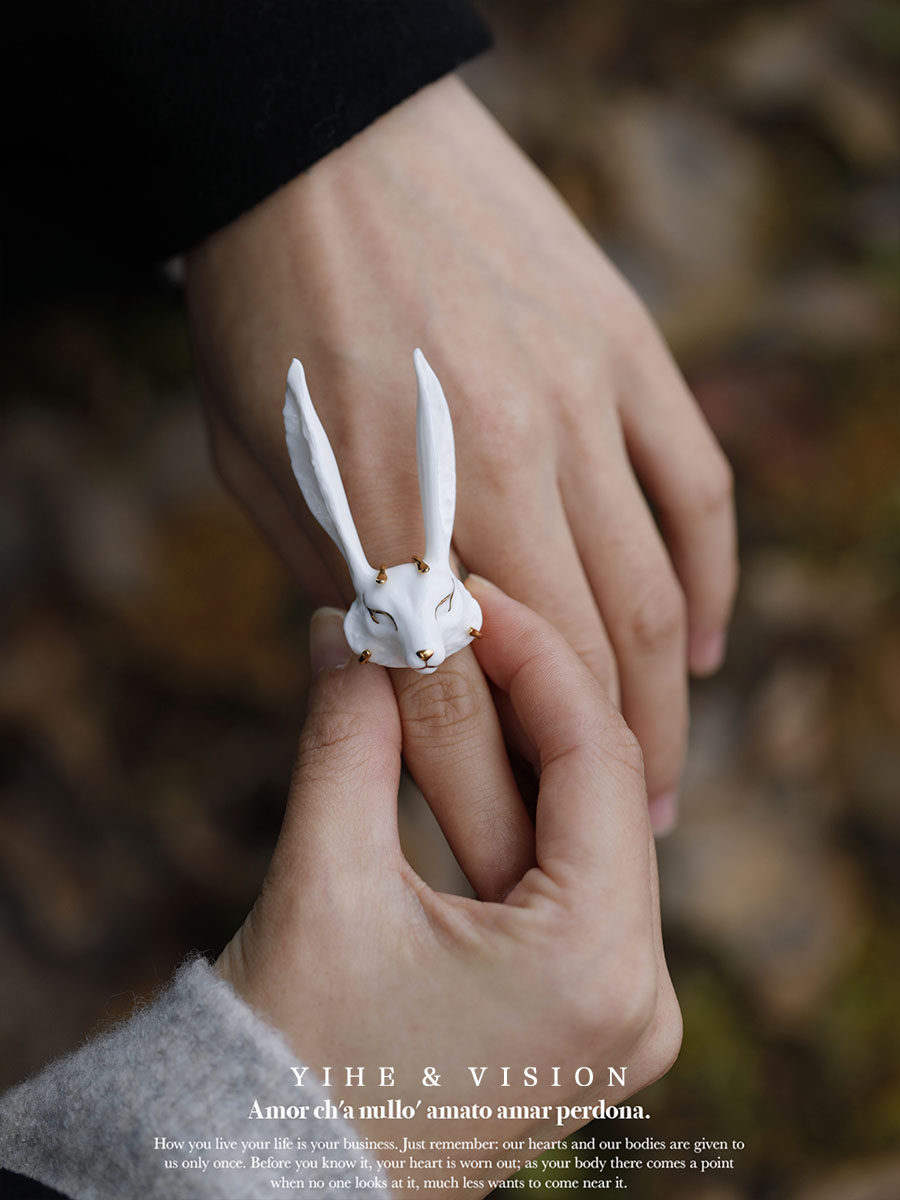 YIHE original design Meihu unique niche platinum handmade ceramic fox men's and women's rings
