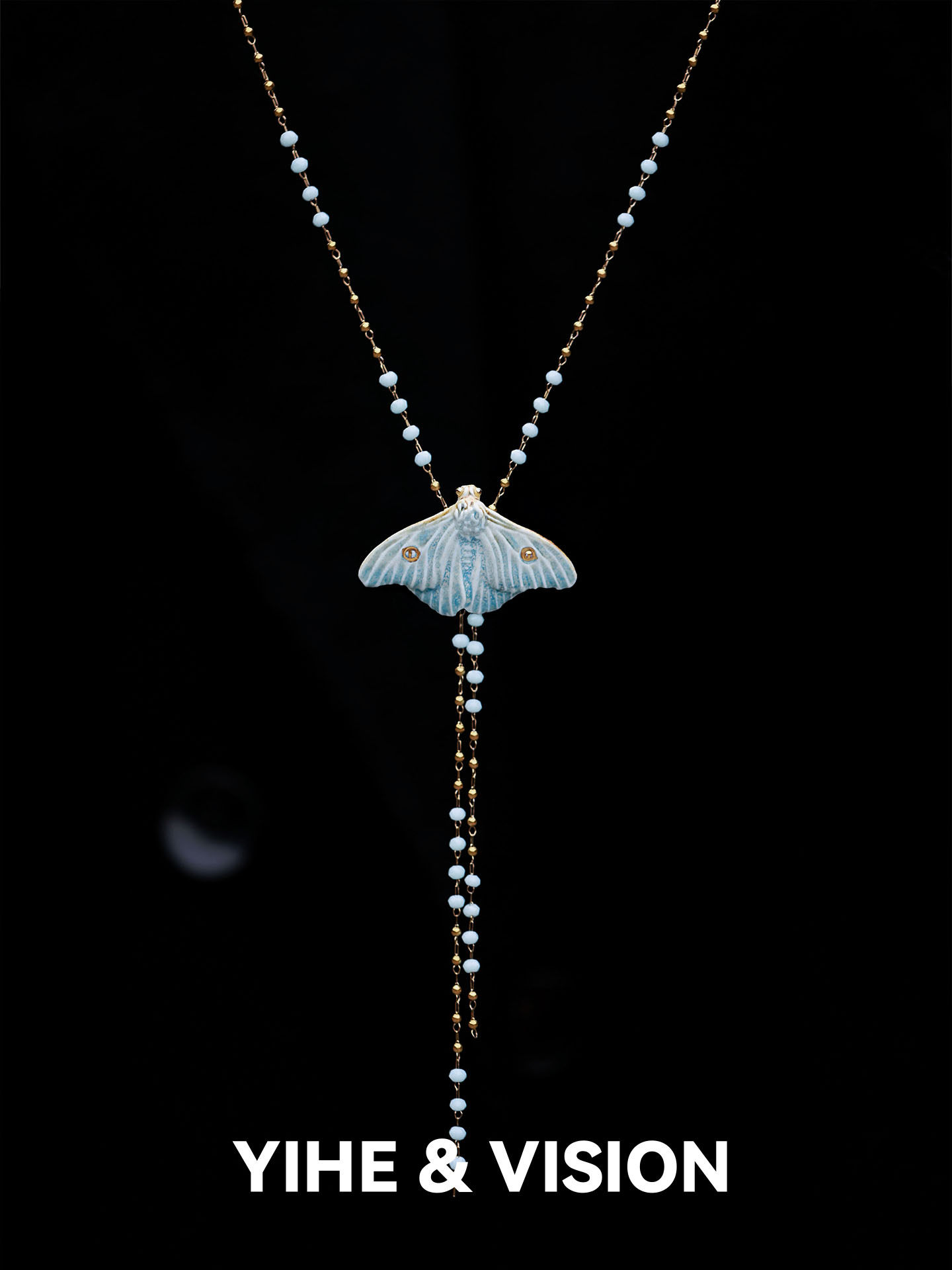 YIHE Yihe original design Ember Frost Moth, a good match for the literary niche, blue ceramic necklace, sweater chain