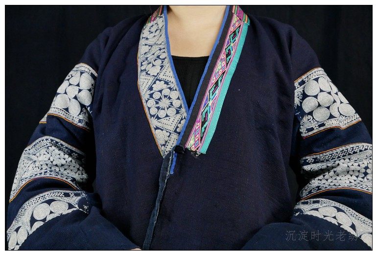 Old Embroidered Clothes Buyi Jacket Embroidered Batik Original National Costume 4-68