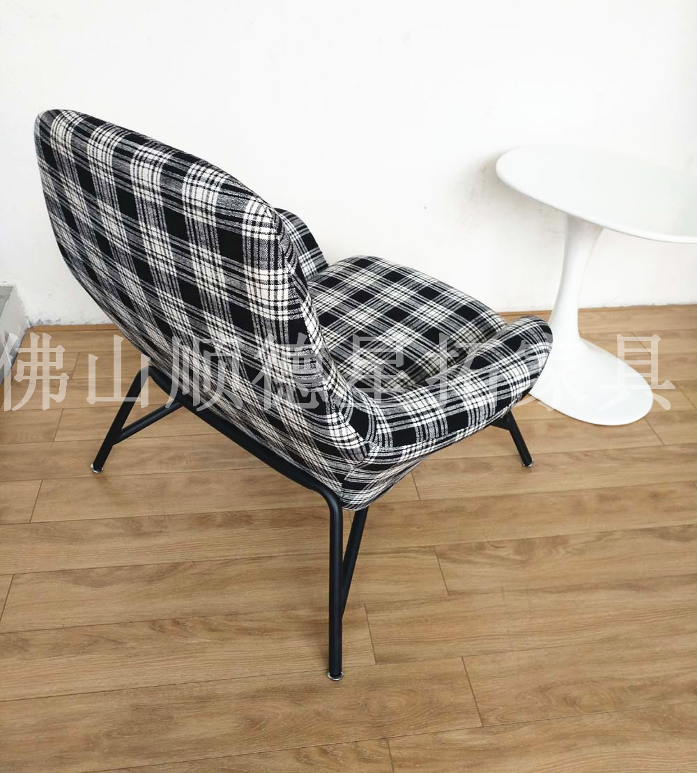 Đơn giản phòng khách hiện đại ghế sofa da Bắc Âu duy nhất thiết kế nội thất thời trang sáng tạo ban công phòng chờ ghế