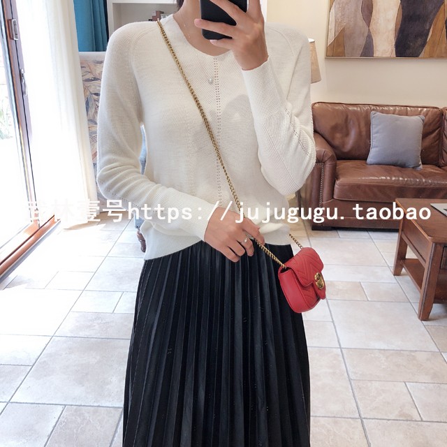Cổ tích dịu dàng nhỏ cổ chữ V khí chất hoang dã dài tay đẹp nô lệ áo len cách kết hợp áo len cổ tim