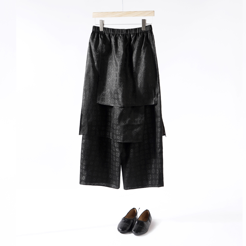 Minimalist Style Floral Cloud Silk Skirt Pants, Mulberry Silk High-Waisted Faux Two-Piece Layered Wide-Leg Pants, Slimming Cropped Pants Minimalist Style Floral Cloud Silk Skirt Pants, Mulberry Silk High-Waisted Faux Two-Piece Layered Wide-Leg Pants, Slimming Cropped Pants
