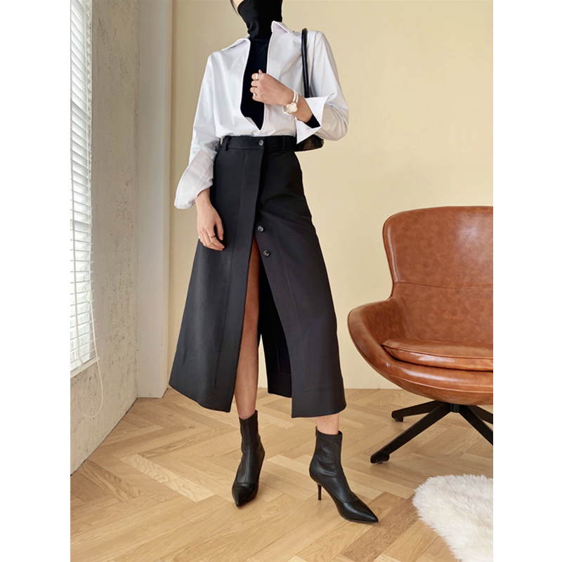 SOUL JUC high-waist big-name irregular A-line design sense niche spring and autumn black commuter skirt