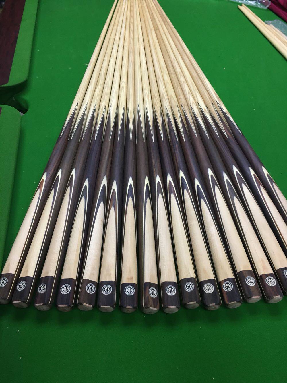 Goli club billiard club male slok black eight-ball room goli 408 small head club Chinese club billiard club