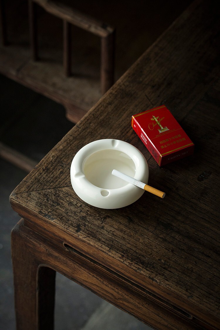 Dehua white porcelain ashtrays household ceramic ashtray sitting room creative move trend kungfu tea set accessories small tea taking