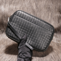 Mens bag handbag holds 2022 new tide fashion handbag male leather weaving and leisure collection of male bag