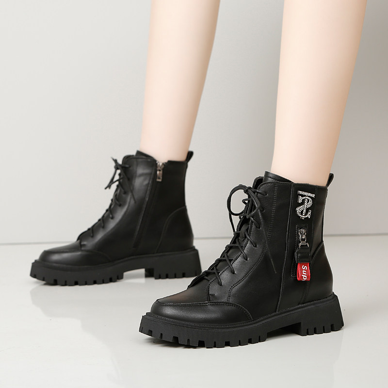 Leather thick bottom Martin boots women's 2022 spring and autumn new short boots all-match thin plus velvet flat temperament short boots