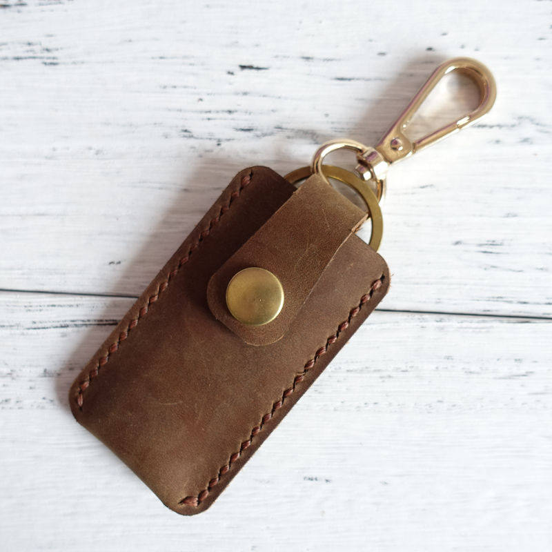 Leather U disk U shield leather cover head layer leather digital U disk protective cover protective cover storage cover key ring with hook