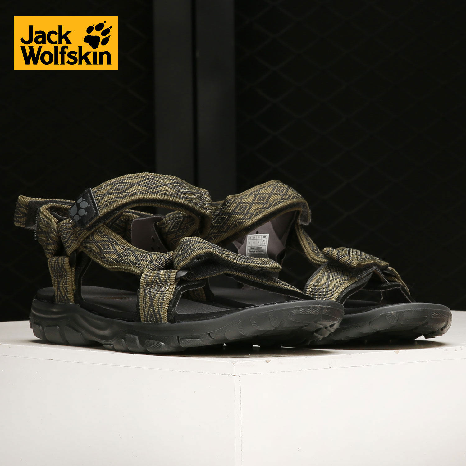 Wolf Claw 2021 Summer New Man Outdoor Sports Covered Water Non-slip Comfort Sandals 4026651