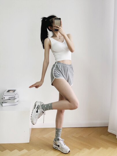 Черно-серые спортивные шорты для женщин, летние тонкие, универсальные, обтягивающие повседневные брюки из хлопка, сладкая, пикантная и сексуальная верхняя одежда, женские групповые шорты