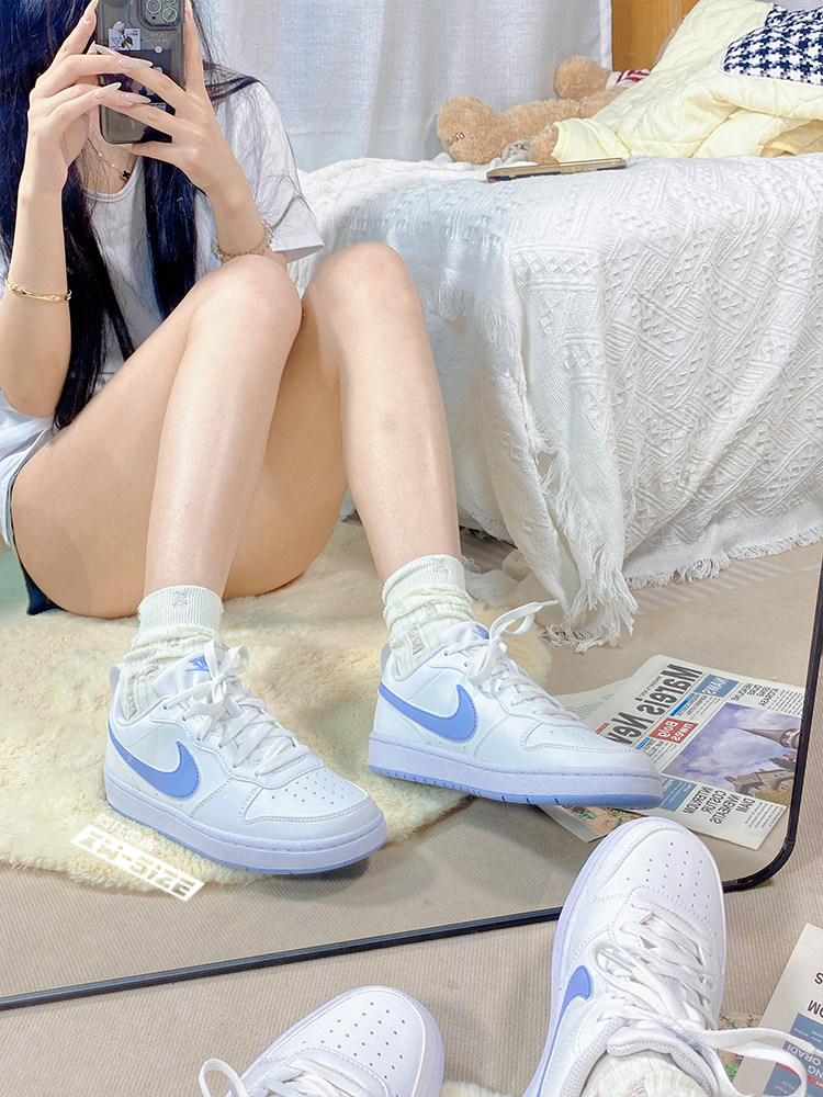 обувь на тонкой подошве ( для скейтборда ) 向往体育nike耐克court新款春夏女子小dunk小空军板鞋 hv1804-121