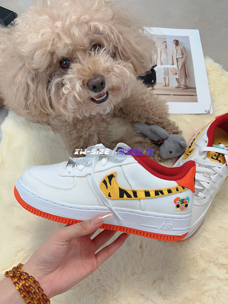 обувь на тонкой подошве ( для скейтборда ) nike af1女子虎年限定空军板鞋
