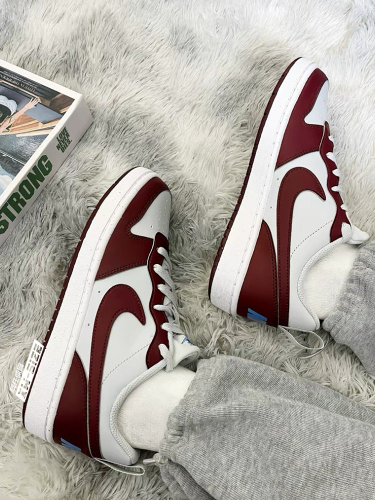 обувь на тонкой подошве ( для скейтборда ) 向往体育nike耐克court新款春夏女子小dunk小空军板鞋 hv1804-121