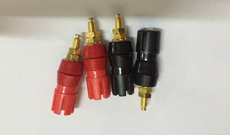 High quality red and black terminals Two-position two-piece speaker terminals Terminal blocks Speaker terminals