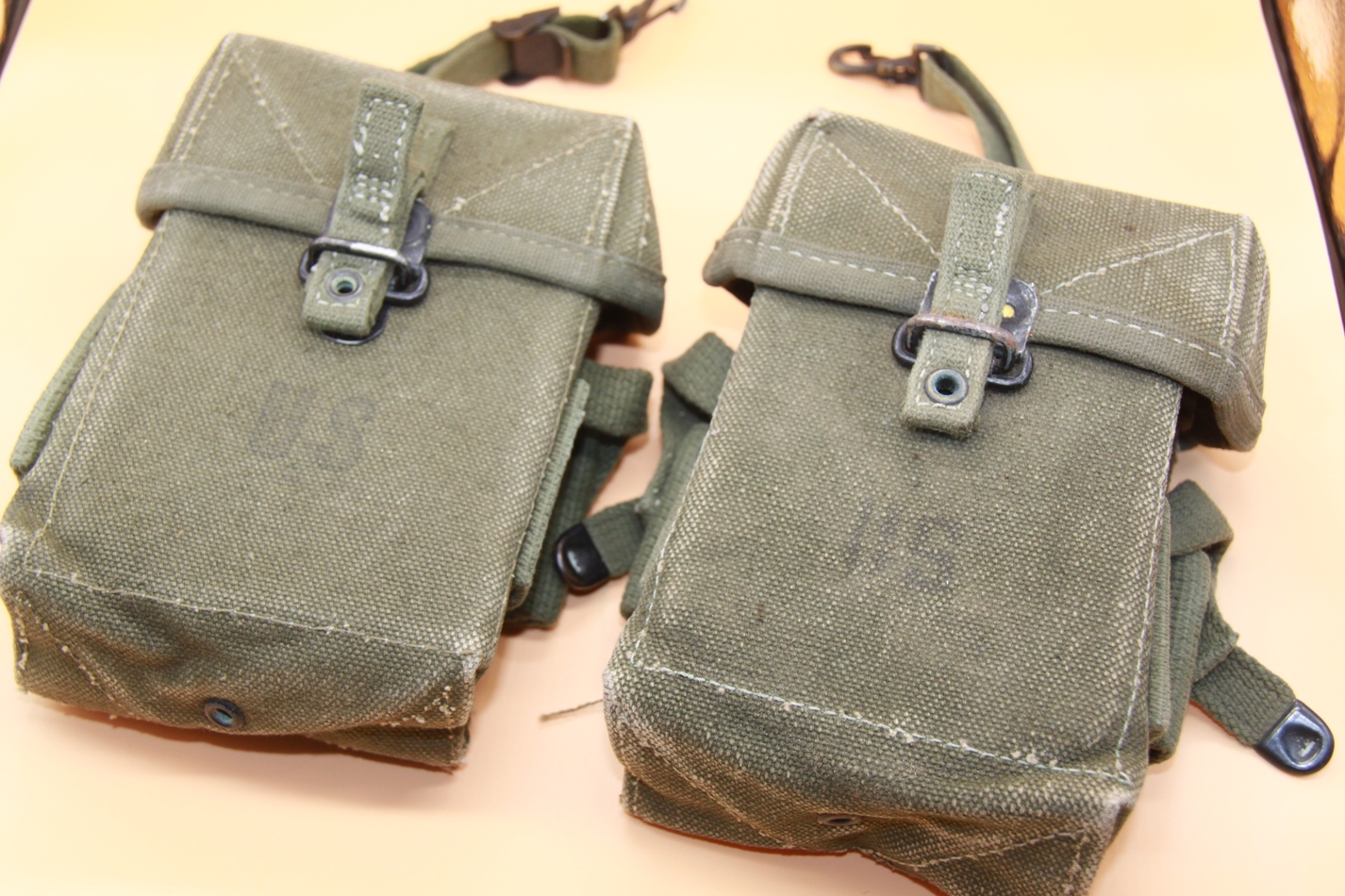 Vietnam War US Army M1956 System M14 Canvas Waist Bag Early Version