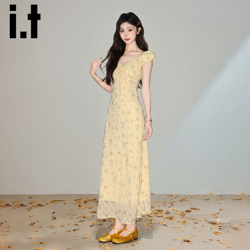 It:Chocoolate Yellow Short-Sleeved Floral Dress for Women 2026 New Summer French V Neck Holiday Long Skirt It:Chocoolate Yellow Short-Sleeved Floral Dress for Women 2026 New Summer French V Neck Holiday Long Skirt